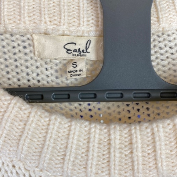 Easel Los Angeles Women's Size Small Floral Embroidered Oversized Cream Sweater - Picture 12 of 17